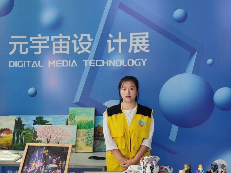学院活动照片.jpg