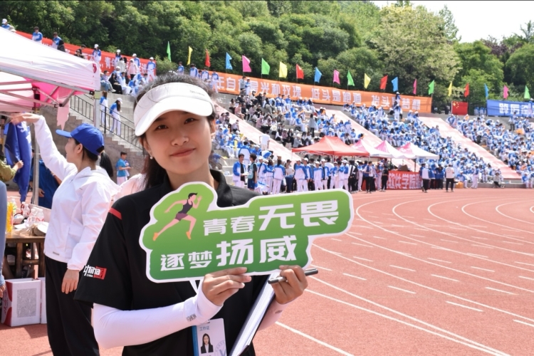 外国语学院-闫玉莹-其他照片1.jpg
