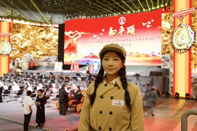 歌声与光影，我校师生沉浸式追忆历史