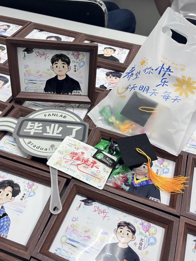 学校各学院开展温情毕业欢送活动传递母校关怀